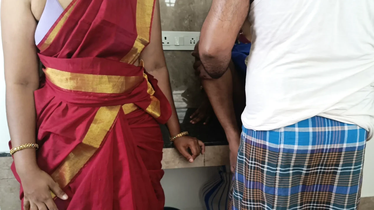 Threesom hot fucking in kitchen