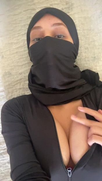 ثديي المسلم يرتد من أجلك