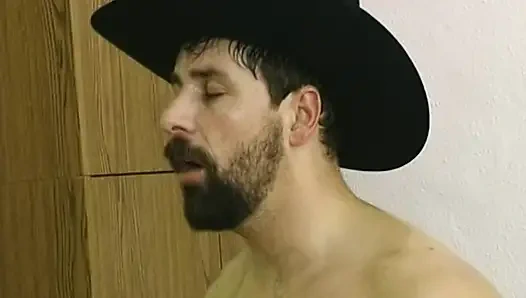 Kıllı göt deliğinde sert becerdin