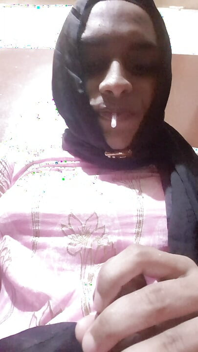 Desi Shemale masterbation crossdresser