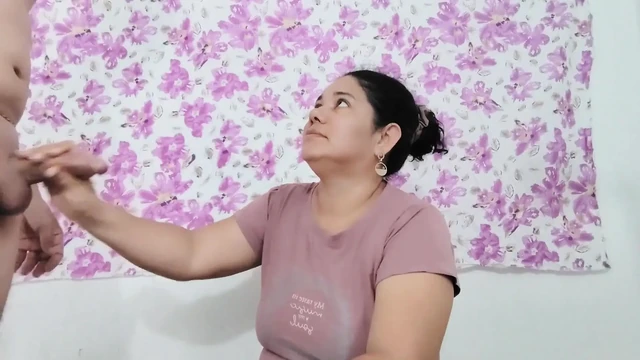 Rich Blowjob with Milk
