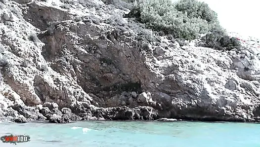 Louise du Lac Ungewöhnliche Allianzen und Sex im Wald für Bryan und Tania Kiss