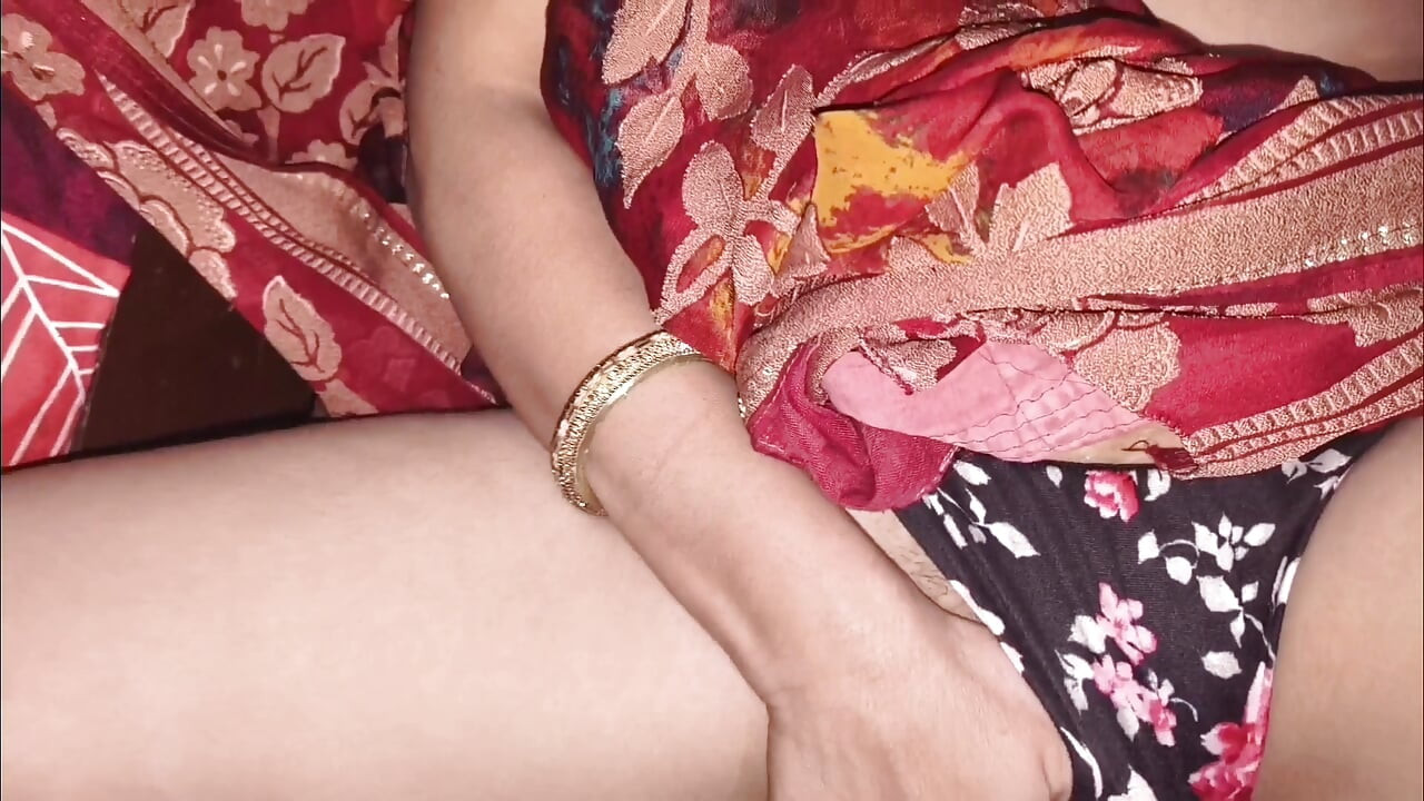 Bhabhi panas India dikongkek abang iparnya - Audio Hindi