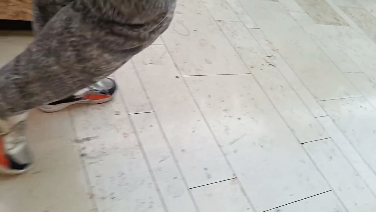 Fodida No Vestiário Pelo Melhor Amigo Do Meu Marido