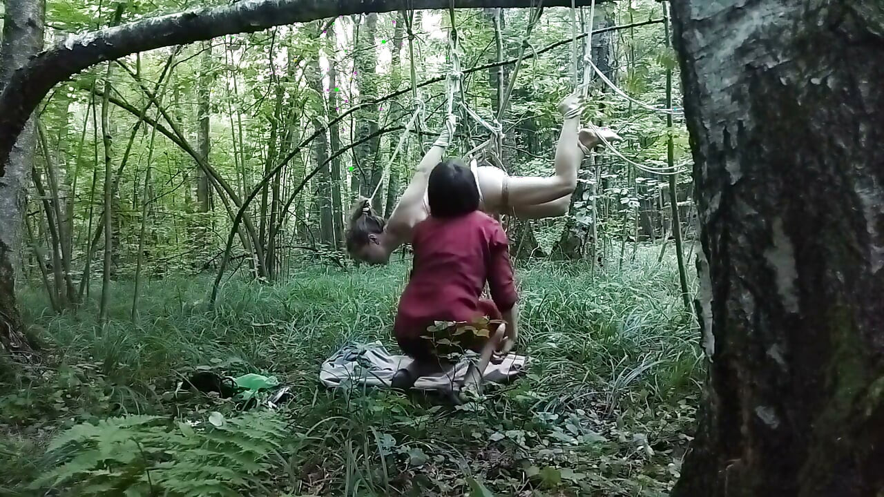 Лесная принцесса хочет полетать