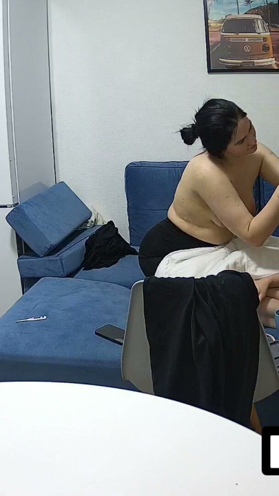 LUUV. Vilika 和 Elika 拍攝真實業餘、自拍化妝教學 | 片段 1