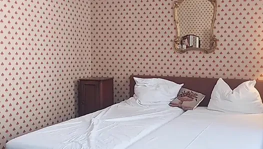 Blonde mature sexy bed games