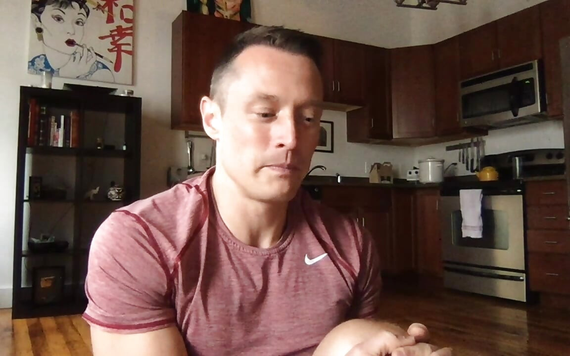 Muscle Worship Live Chat