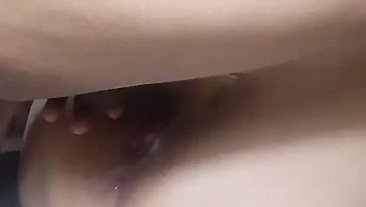 Karım iki gün tatil yapıyor .bu yüzden sahip olduğumuz her an sevişiyoruz