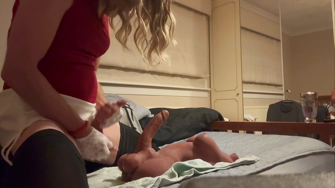 prostate_play - crossdresser with BBC trans doll