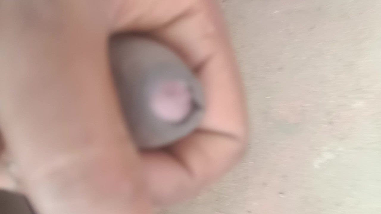 Zgodna žena fingeruje har pičku 🔥