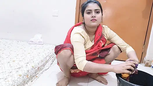 Your-Eshita. Güzel hizmetçi sikişiyor zamanın tadını çıkarıyor mükemmel video.