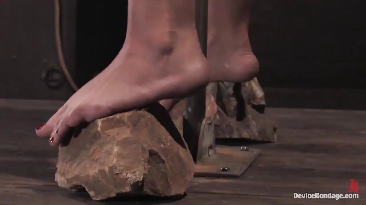 Rock-bradavky -trpět