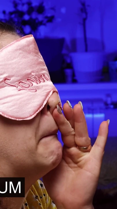 Stunning moment from "omg... GAME of TASTE shocked me, but I LOVE it! XSanyAny"