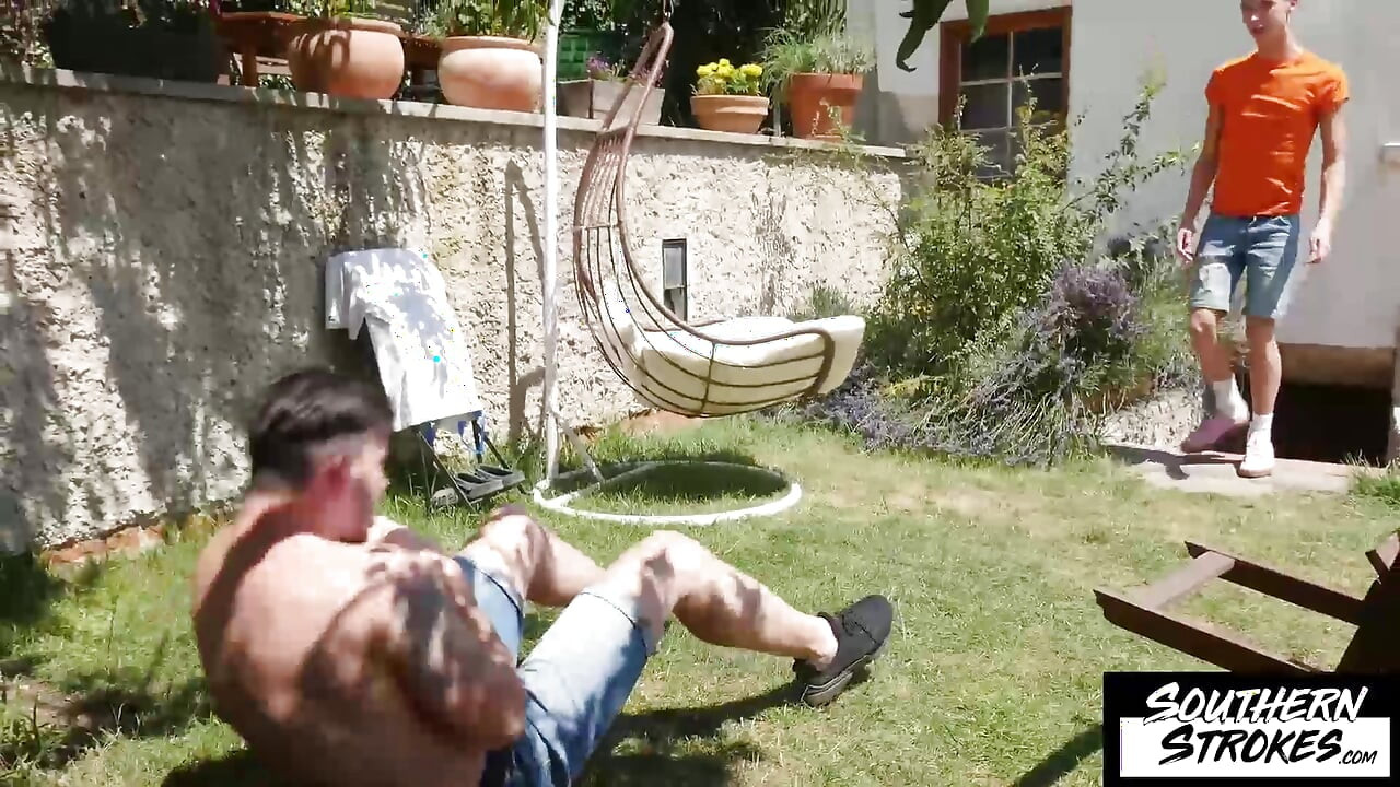 SOUTHERNSTROKES James Huck Wants To Spend Day Fucking With Max London