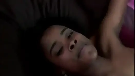 Cewek semok kulit hitam dengan pantat bahenol dientot gaya doggy habis-habisan sampai mengerang keenakan