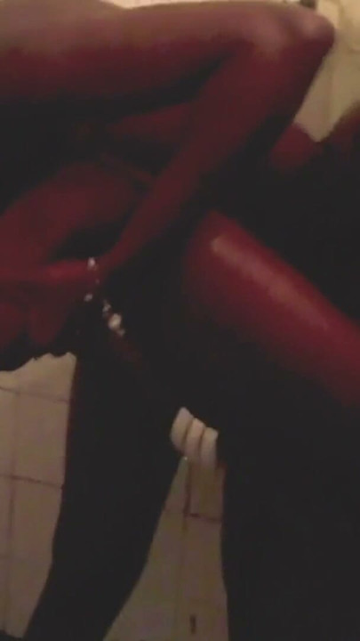 Secret African lesbian lovers, bathroom sex, rendezvous | Clip 1