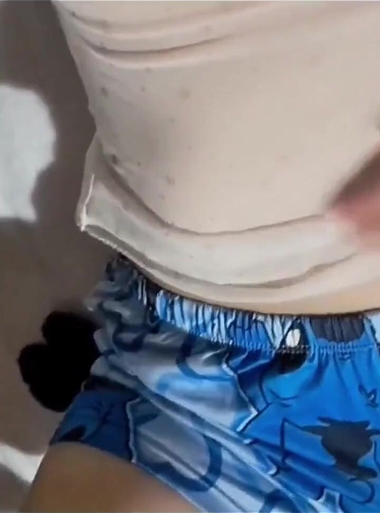 Üvey baba, büyük göğüslerimi beğendin mi?