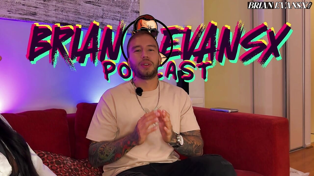 Melthoney sucks her feet and busts her big ass after an interview with Brian Evansx