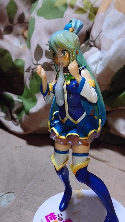 aqua bukkake