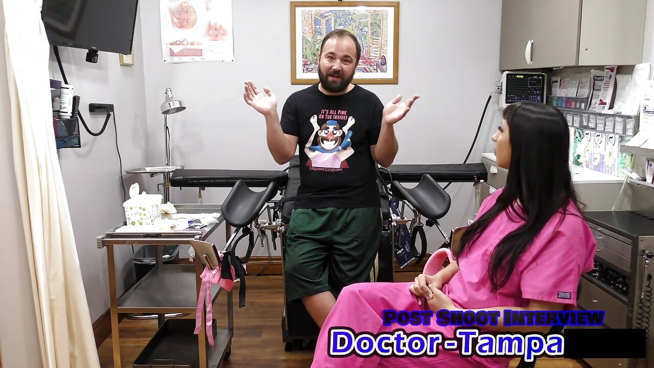 Tampa博士 - 人类豚鼠被挠痒痒 - Selena Sativa