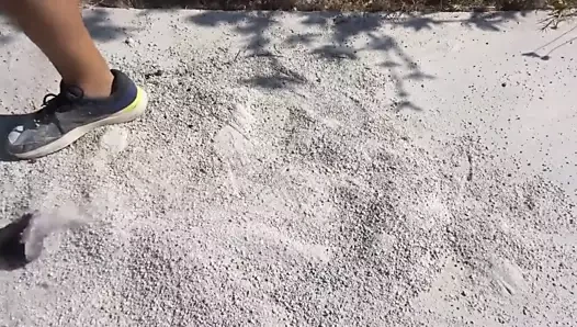 çiçekli elbise 11 üzerinde temiz ayakkabı