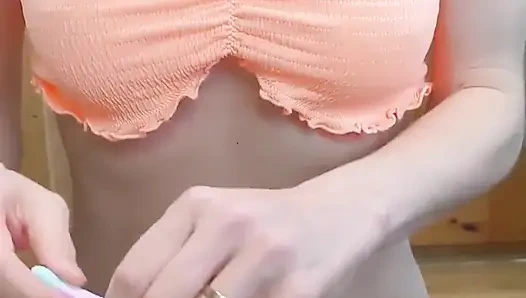 Shaving My Pussy for the Beach