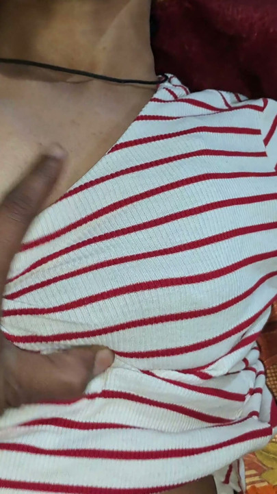 bhabhi ne devar ke saath kiye maze jab hasband duty pe the | Clip 2
