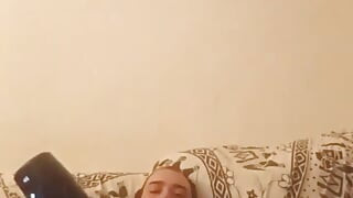 Jonas se masturbando com Bribrador