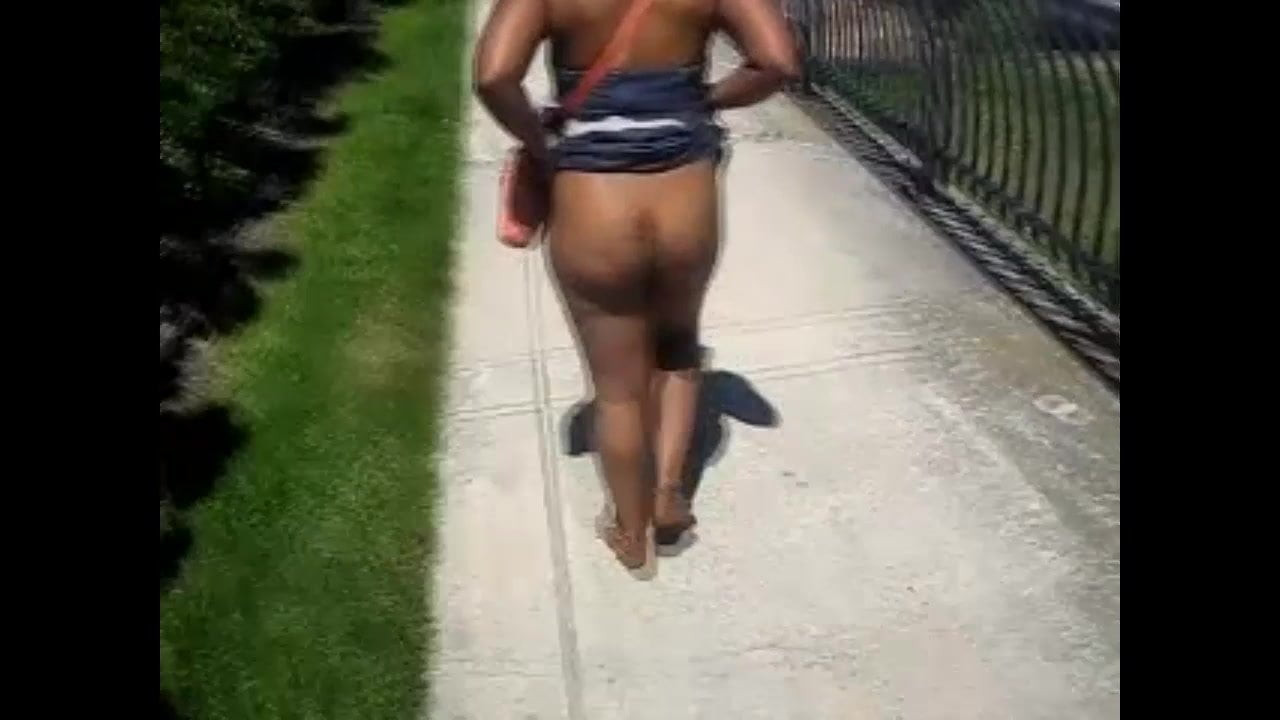 butt flash