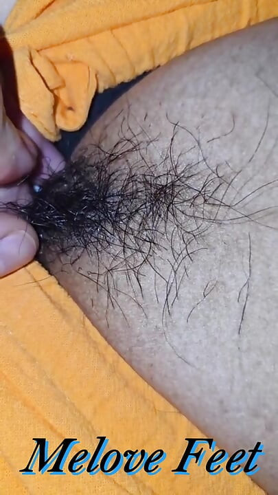 Melove Showing her Hairy Armpits and her...