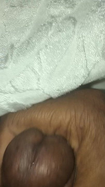 Blk Nut