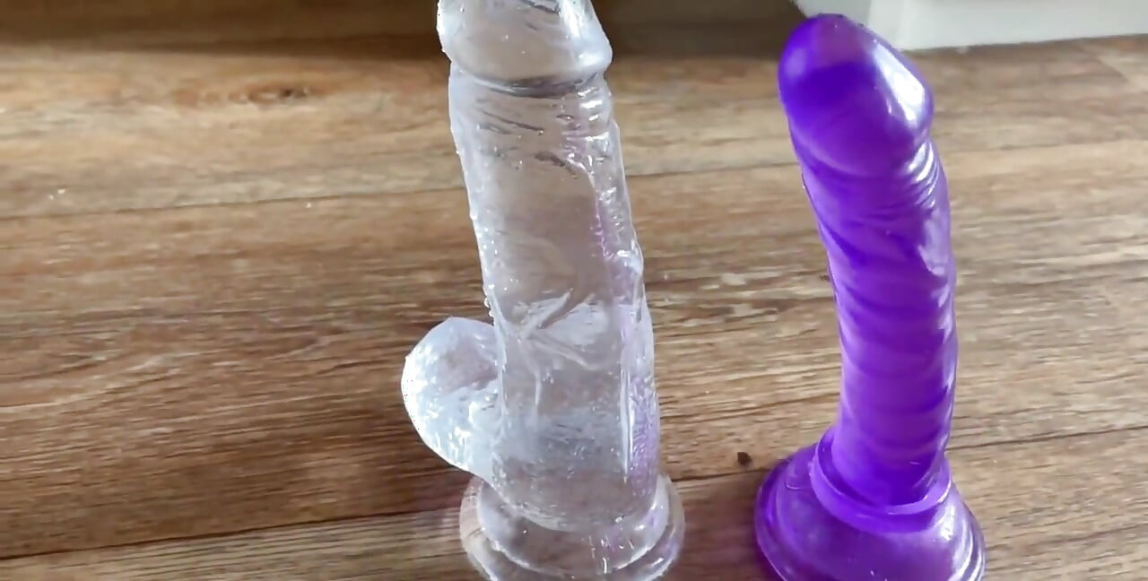 Seks oyuncaklarımla güçlü bir orgazm oluyorum