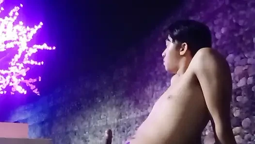 Late night park cruising trip turns into a cum-dumping wank
