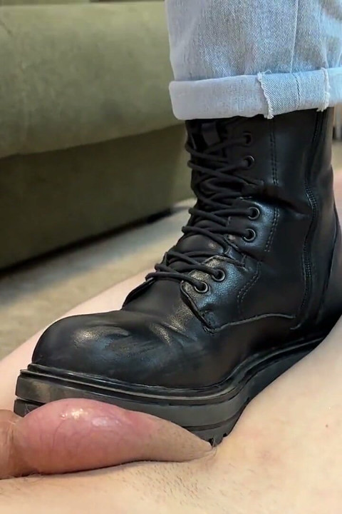 Iron Shoes Met His Big Useless Testicles! Smashing His Stupid Ugly Genitals - Dave Moon - Mia - Bbusting (ballbusting)