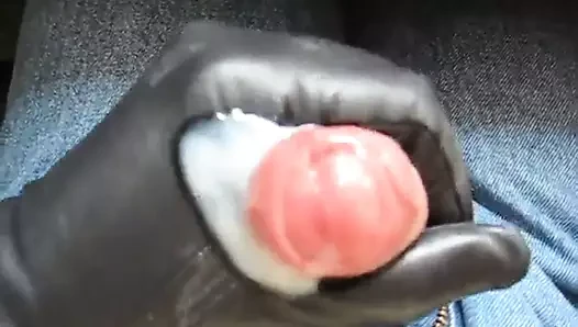 Lederhandschuhe in Aktion mit Entsamung 4