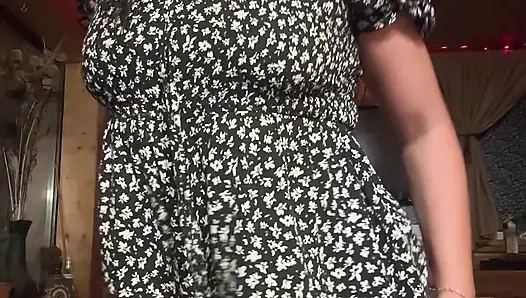 Dancing in My Sexy Jumpsuit - Feeling the Music, Feeling Myself