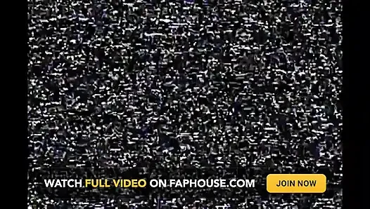 Büyük zenci yarağı parkı (tam porno film)