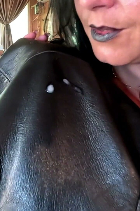 Amazon Smoking MILF Backstage. After the Shoot