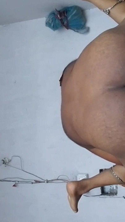 Desi bhabhi hard sex with devar and fucking in bedroom with hindi audio | Clip 2