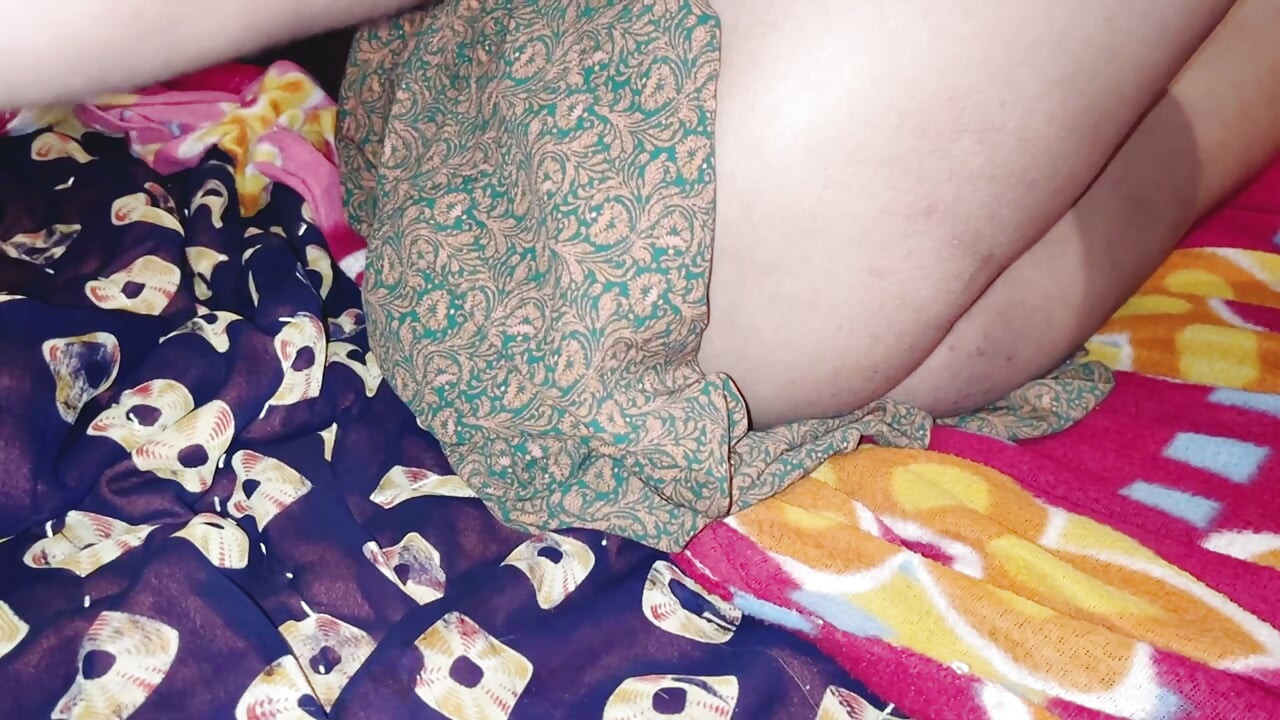 Sauteli bahan sautela bhaee donon saath apne hi ghar par