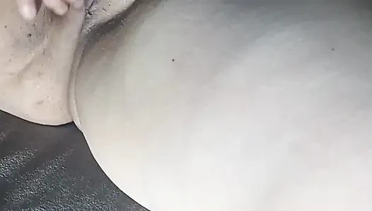 Hotel room Roma lust attack - Gypsy girl from Pest masturbates wildly, caresses her cunt, rocks her ass, orgasm shakes the mattress!