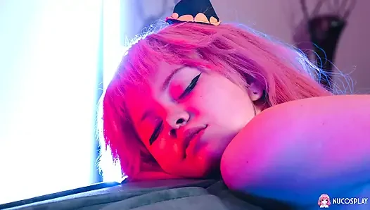 Rebecca nixon si gadis sange lagi asik muasin memek mupitnya pakai mainan seks.