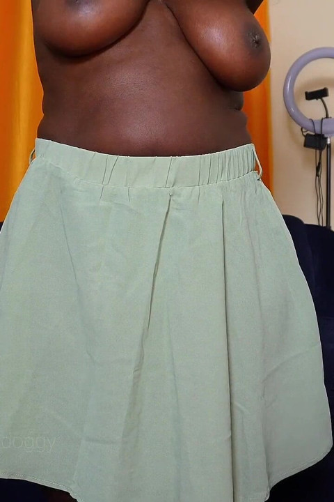 Ebony African with Wide Hips
