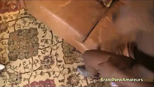 Mainan solo jasmine big tits brunette lagi asik muasin memeknya pakai dildo!