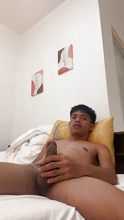 Filipino Twink Gets Hard, Jerking off to Explosive Cumshot