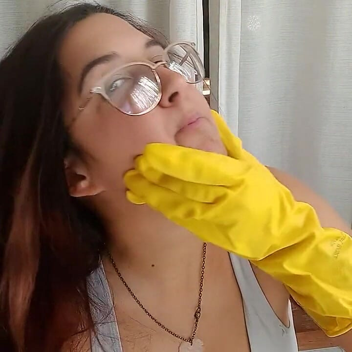 Latex Gloves Bubblegum and Balloon Blowing - Bunny Looner
