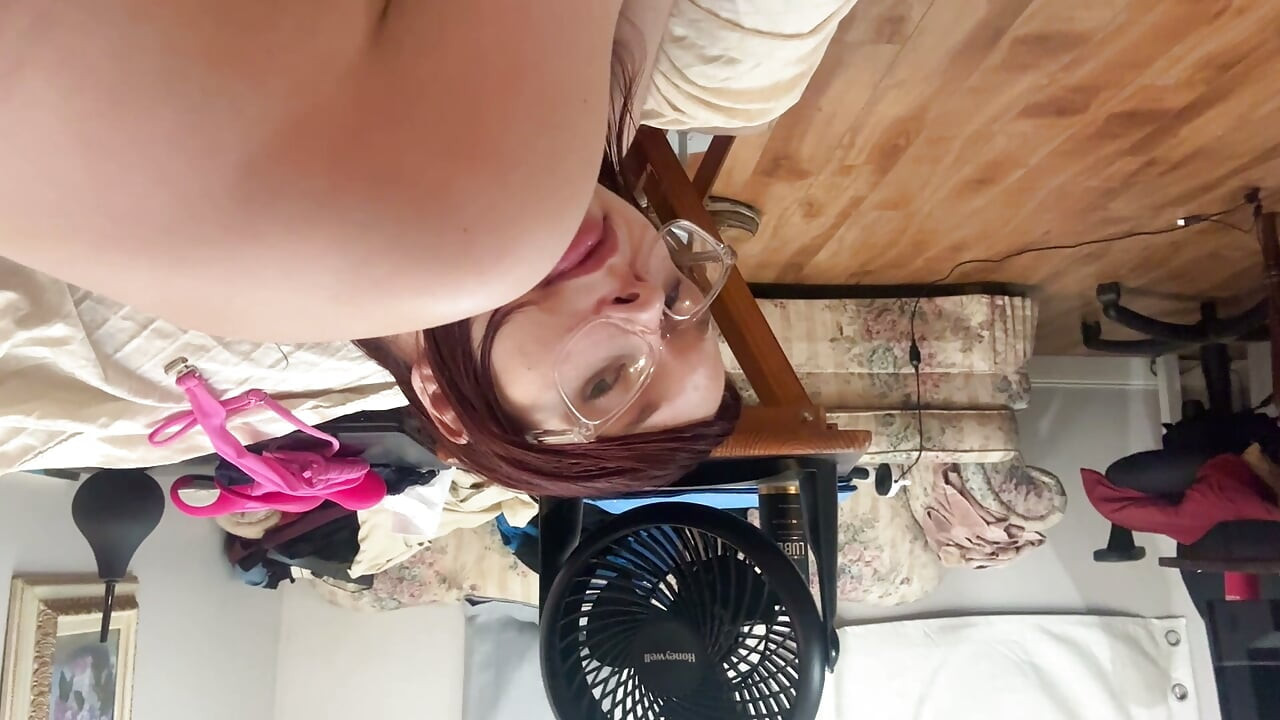 my friends daughter is a total slut and fucks older men