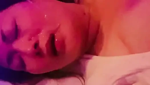 Membantu wanita yang sudah menikah masturbasi