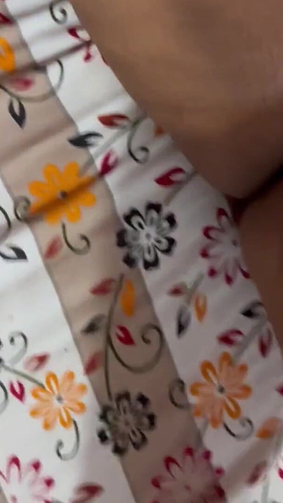 "Pika Hintli sikiş Natasha desi ev yapımı romantik Hintli çift, desi, karı koca, yenge, teyze"